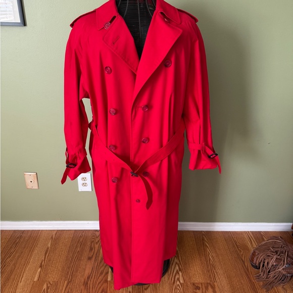 Burberry Vintage Red Trench Coat - Picture 3 of 9